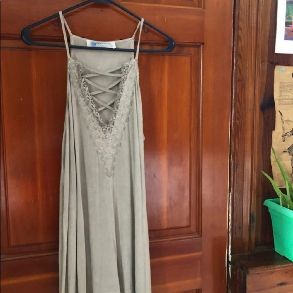 Top - Picture 2 of 5